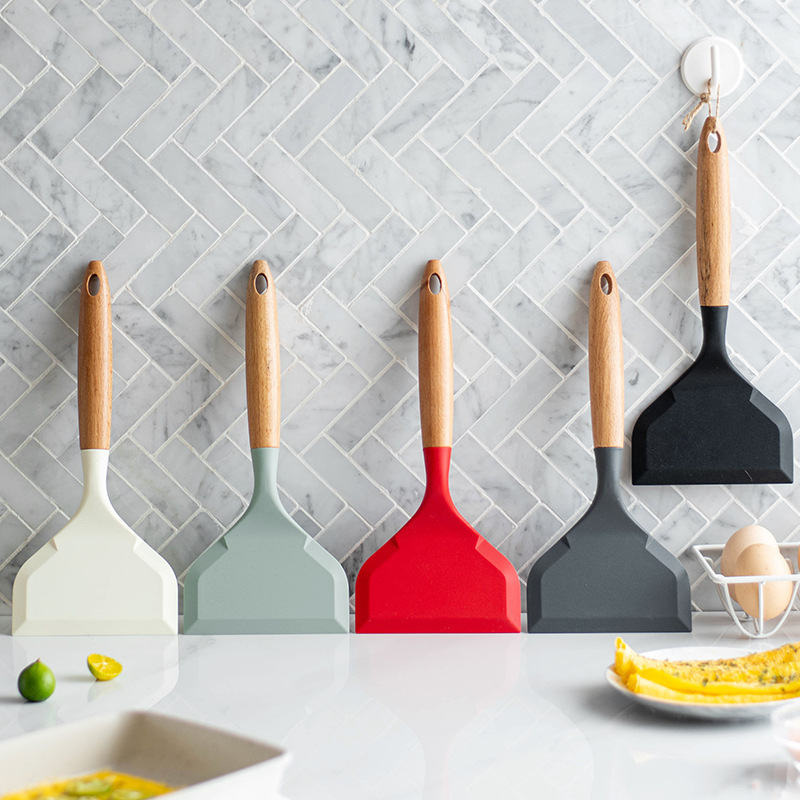 Utensili da cucina in silicone - Okonomiyaki Spatula recensione e prezzo
